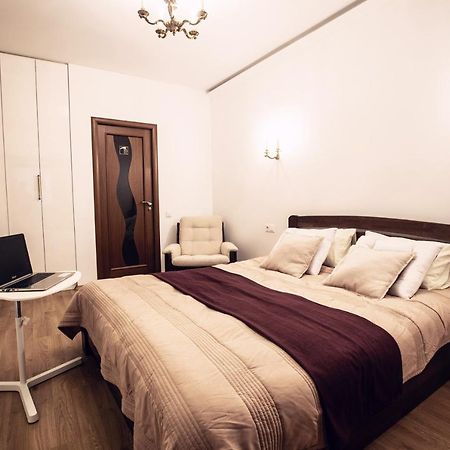 Sova Apartment Lviv Сenter Сity Esterno foto
