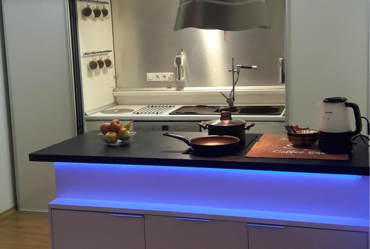 Sova Apartment Lviv Сenter Сity Esterno foto
