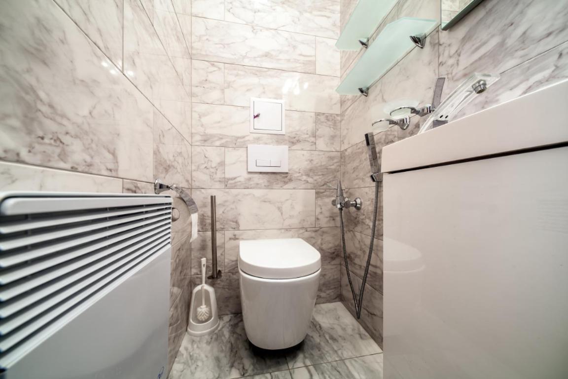 Sova Apartment Lviv Сenter Сity Esterno foto