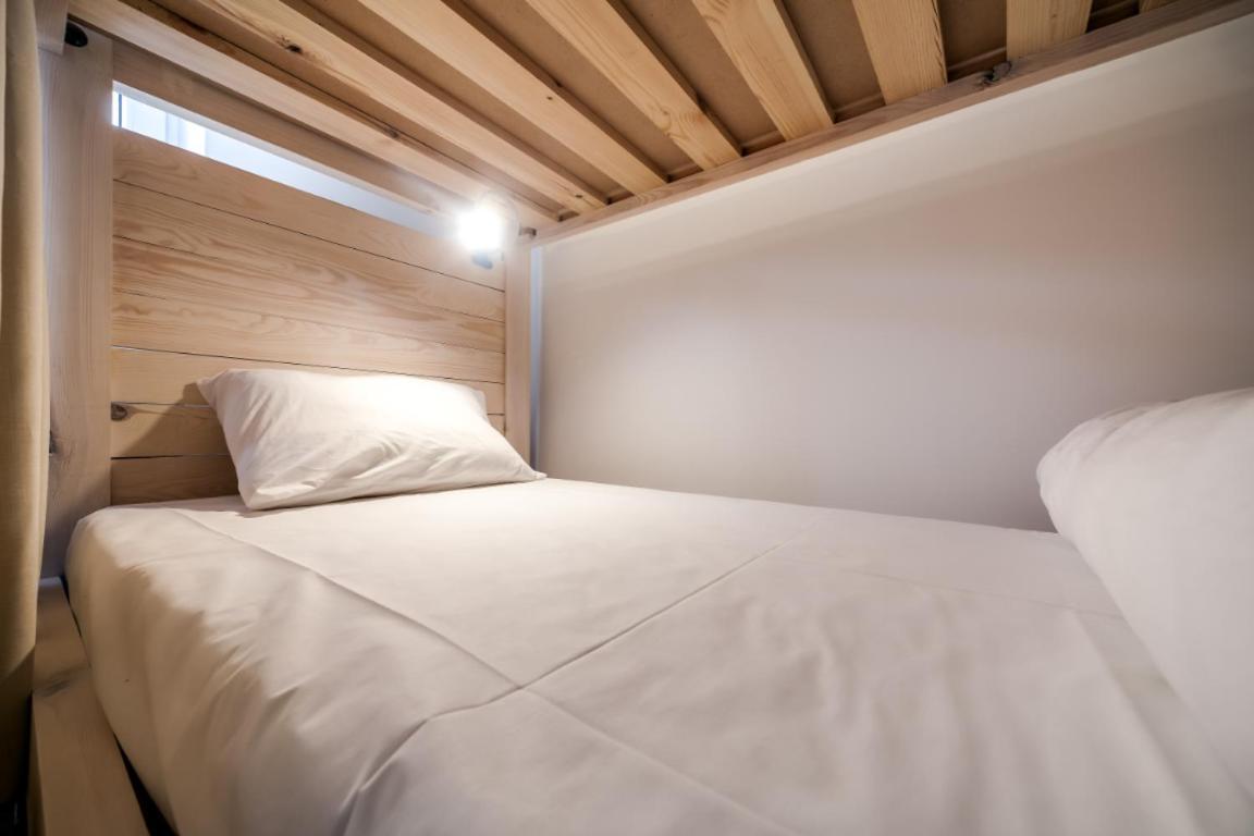 Sova Apartment Lviv Сenter Сity Esterno foto